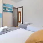 Vikendica Bozac *