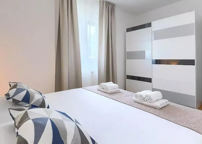 Bozac Vakantiehuis Pula