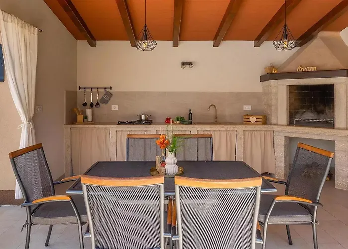 Σπίτι διακοπών Bozac Πούλα